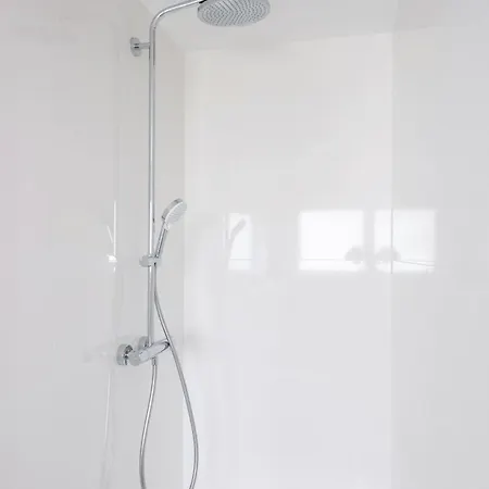 Apartament Modernes Mit 3 Schlafzimmern Und Grosser Terrasse Unterschleißheim
